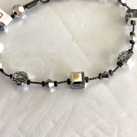 Dabby reid iridescent silver metallic silver geometric shapes crystal extender - Picture 2 of 3